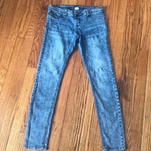 Acid Wash Skinny Jeans